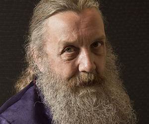 Alan Moore: tisser l'invisible Alan Moore: tisser l'invisible