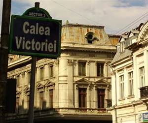 Cu bastonul prin București