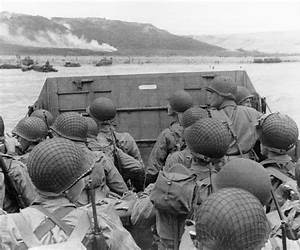 D-Day and the Battle of Normandy 1944: A Pitkin Guide with a Campaign Map