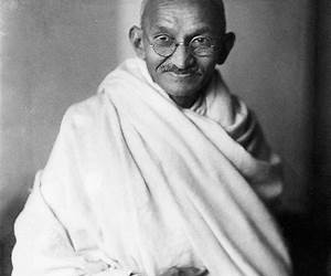 Gandhi (Hombres y mujeres que hicieron historia) Gandhi (Hombres y mujeres que hicieron historia)
