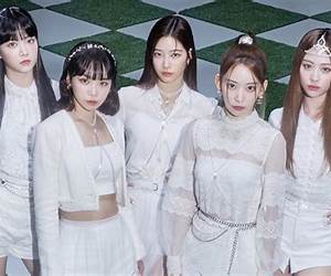 Girl Groups: Fabulous Females Who Rocked the World