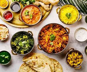 Indian Food And Cooking: Explore The Very Best Of Indian Regional Cuisine With 150 Recipes From Around The Country, Shown Step By Step In More Than 850 Pictures