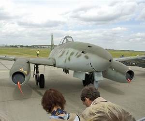 Messerschmitt Me 262 Schwalbe: A-1a/B-1a ModelsTopdraWings 7002 Messerschmitt Me 262 Schwalbe: A-1a/B-1a ModelsTopdraWings 7002