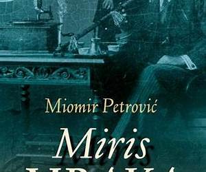 Miris mraka