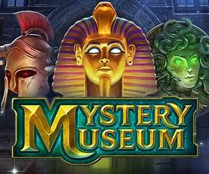 Mystery on Museum Mile (Eddie Red Undercover, #1)
