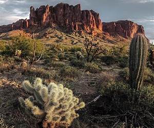 Superstition Mountain (The Apache Order)