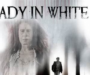 The Lady in White / La Dama Blanca (Short Stories for Studying Spanish)