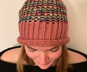 The Multicoloured Hat