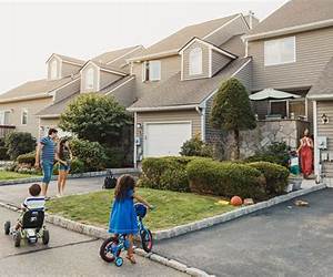 The Neighborhood Kids: Going To Graceland