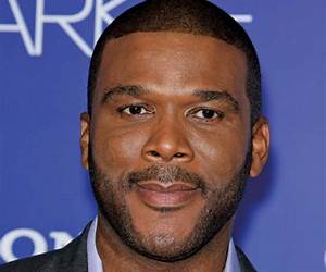 Tyler Perry: A Biography of a Movie Mogul (African-American Icons) Tyler Perry: A Biography of a Movie Mogul (African-American Icons)